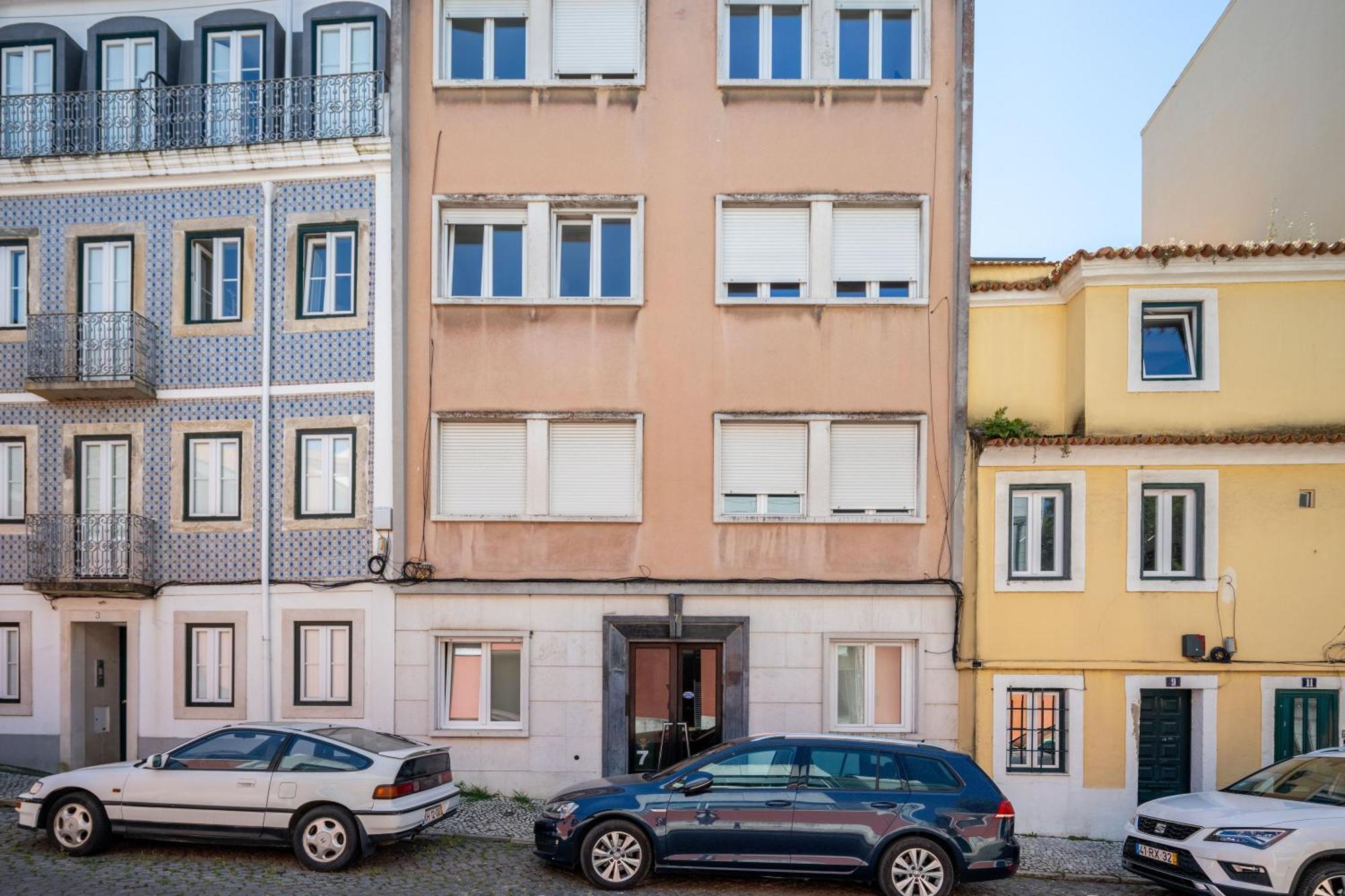 Apartamento Fancy 2bdr Duplex With Patio By Lovelystay Lisboa